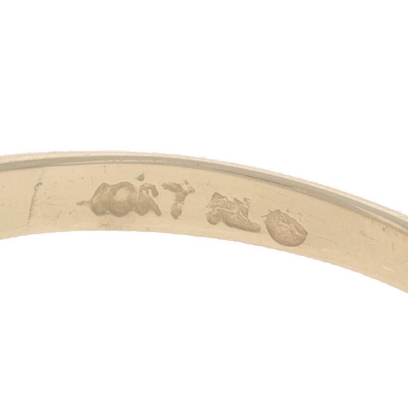 Bague en or jaune avec perles et diamants - 10k 2.00 en vente 2