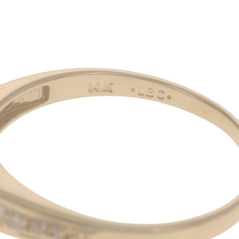 Anello con diamante e perla in oro giallo - 14k .12ctw in vendita 2