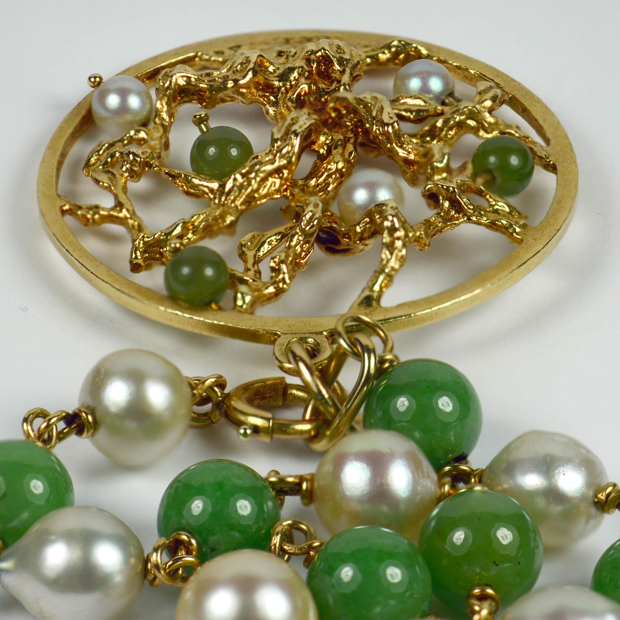Yellow Gold Pearl Green Nephrite Jade Tree of Life Charm Bracelet Pendant In Good Condition For Sale In London, GB