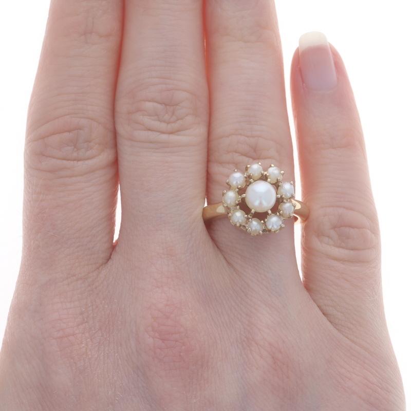 Gelbgold Perle Halo Ring - 10k & 18k Antiker geblümter antiker Ring Gr. 6 1/4 im Zustand „Hervorragend“ in Greensboro, NC