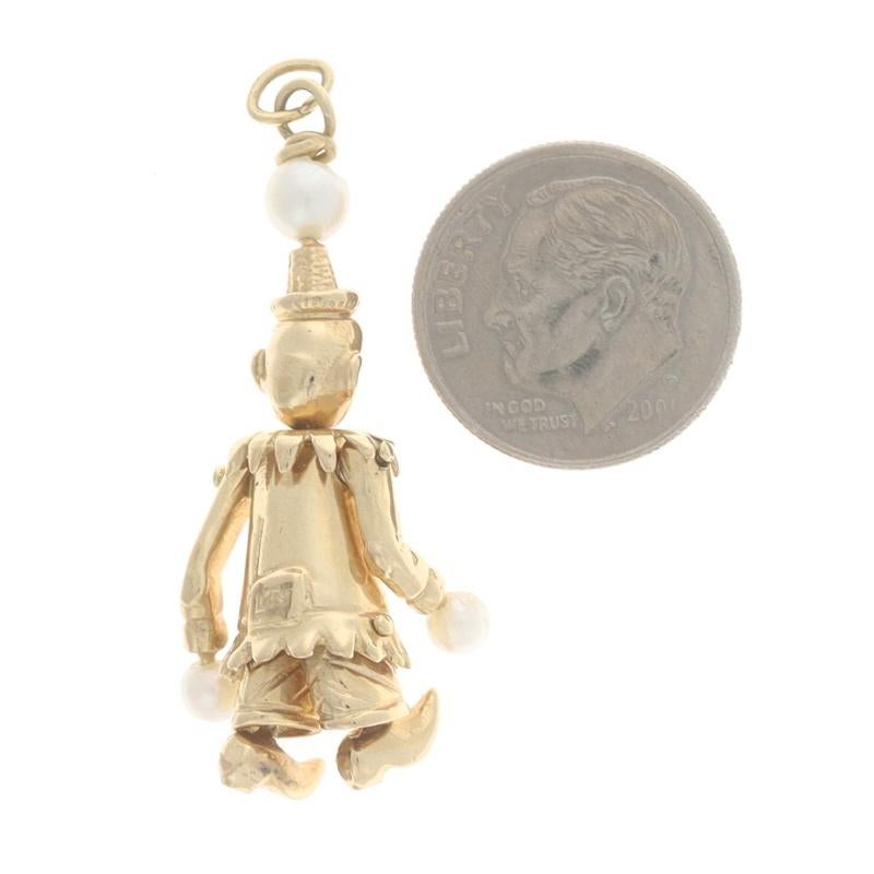 Yellow Gold Pearl Ruby Sapphire Circus Clown Charm -14k .12ctw Entertainer Moves In Good Condition For Sale In Greensboro, NC