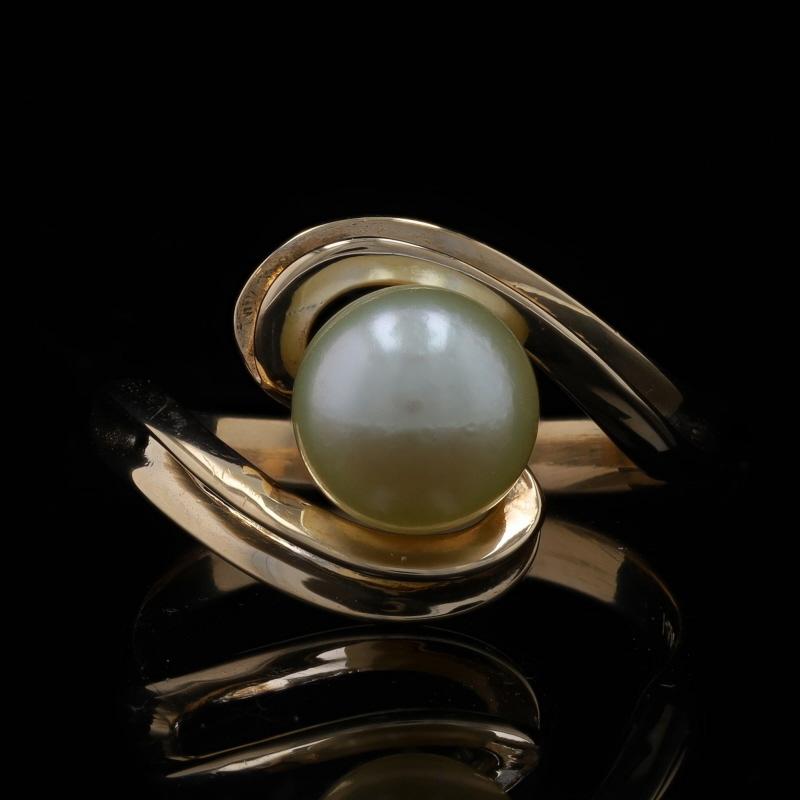 Women's Yellow Gold Pearl Solitaire Bypass Ring - 14k For Sale