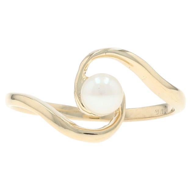 Yellow Gold Pearl Solitaire Bypass Ring - 14k For Sale