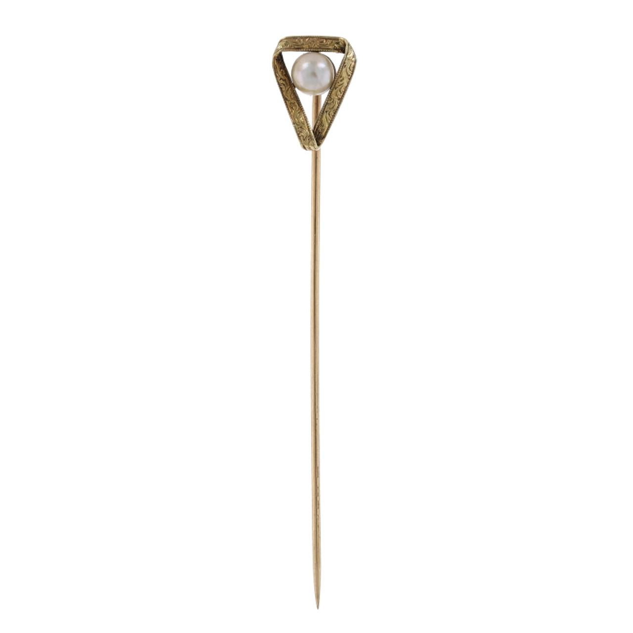 Gelbgold Perlen Dreiecks Solitär Stickpin 14k Milgrain Antike, 1900er-1910er Jahre