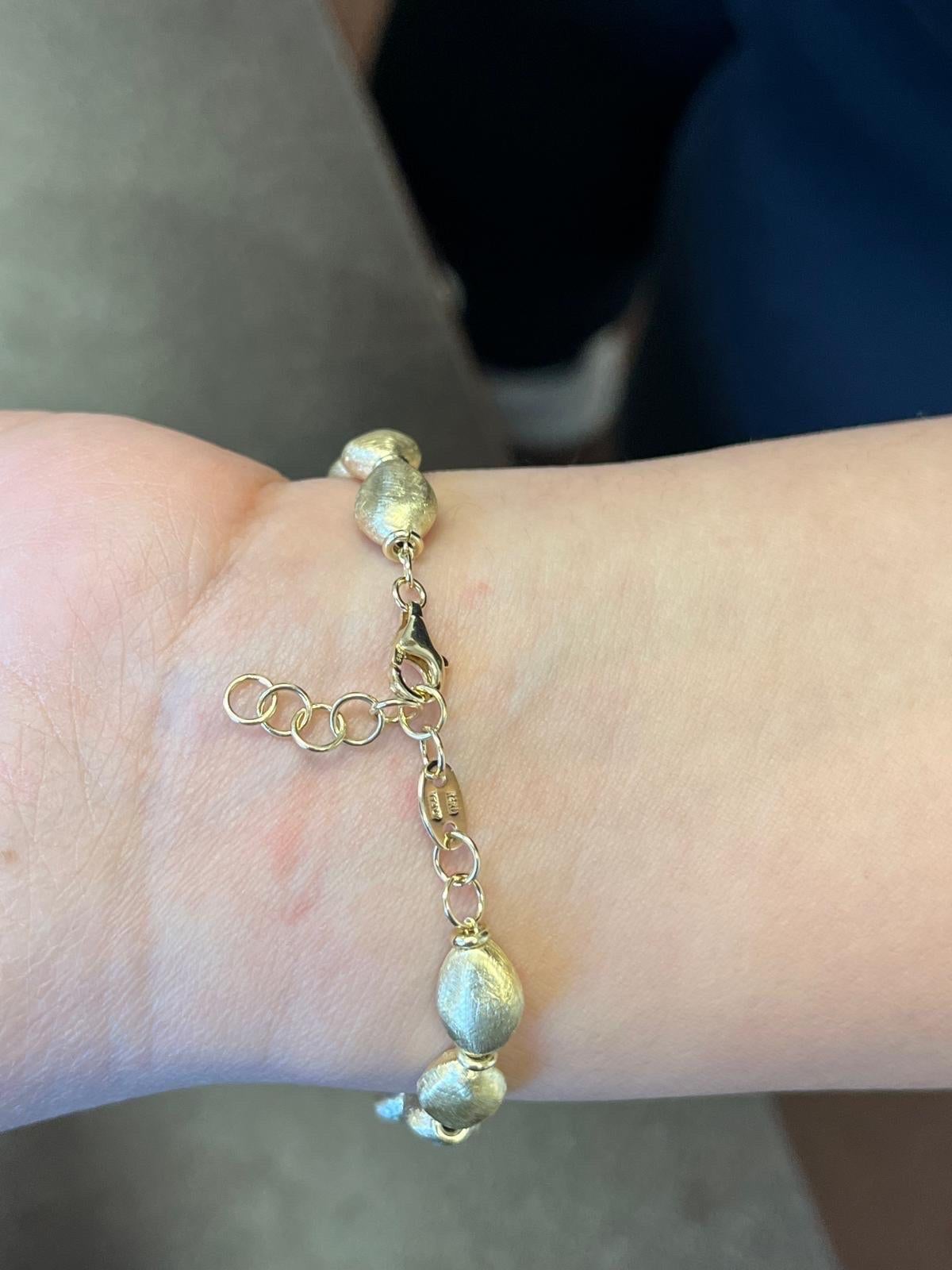 Yellow Gold Pebble diamond Tennis Bracelet 14K In New Condition For Sale In Great Neck, NY