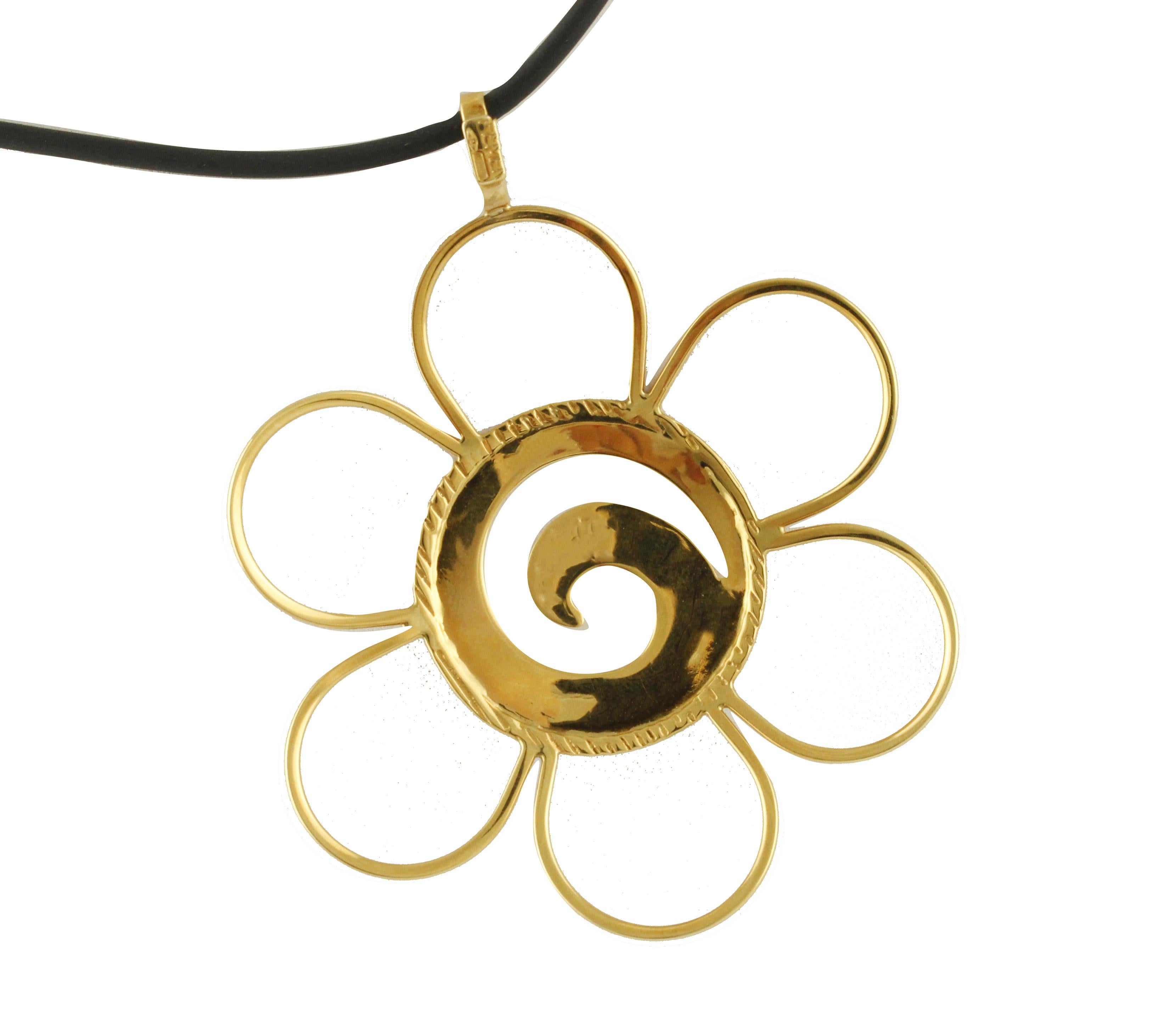Modern Yellow Gold Pendant Necklace
