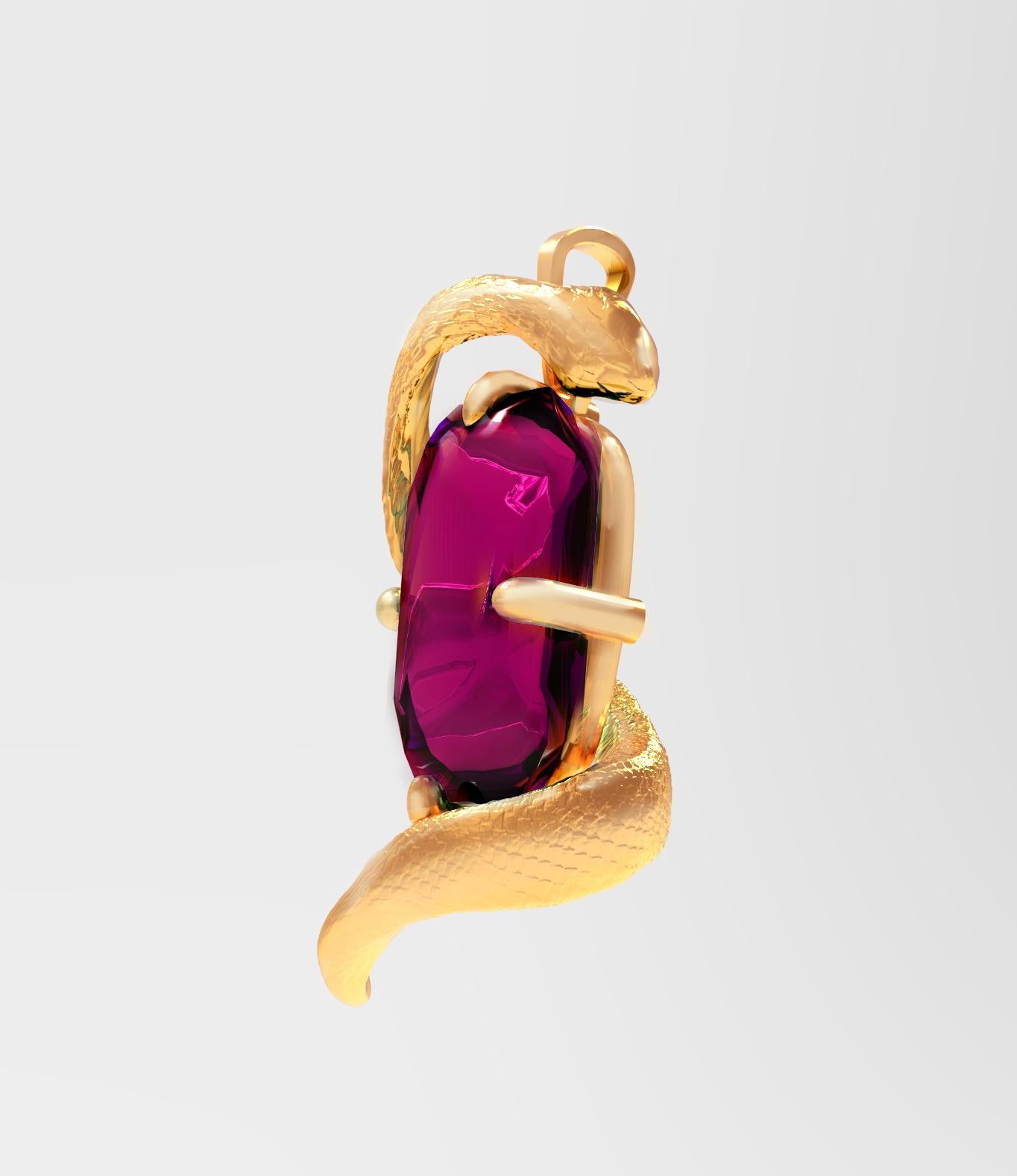 Yellow Gold Pendant Necklace with Natural Raspberry Pink Tourmaline For Sale 1