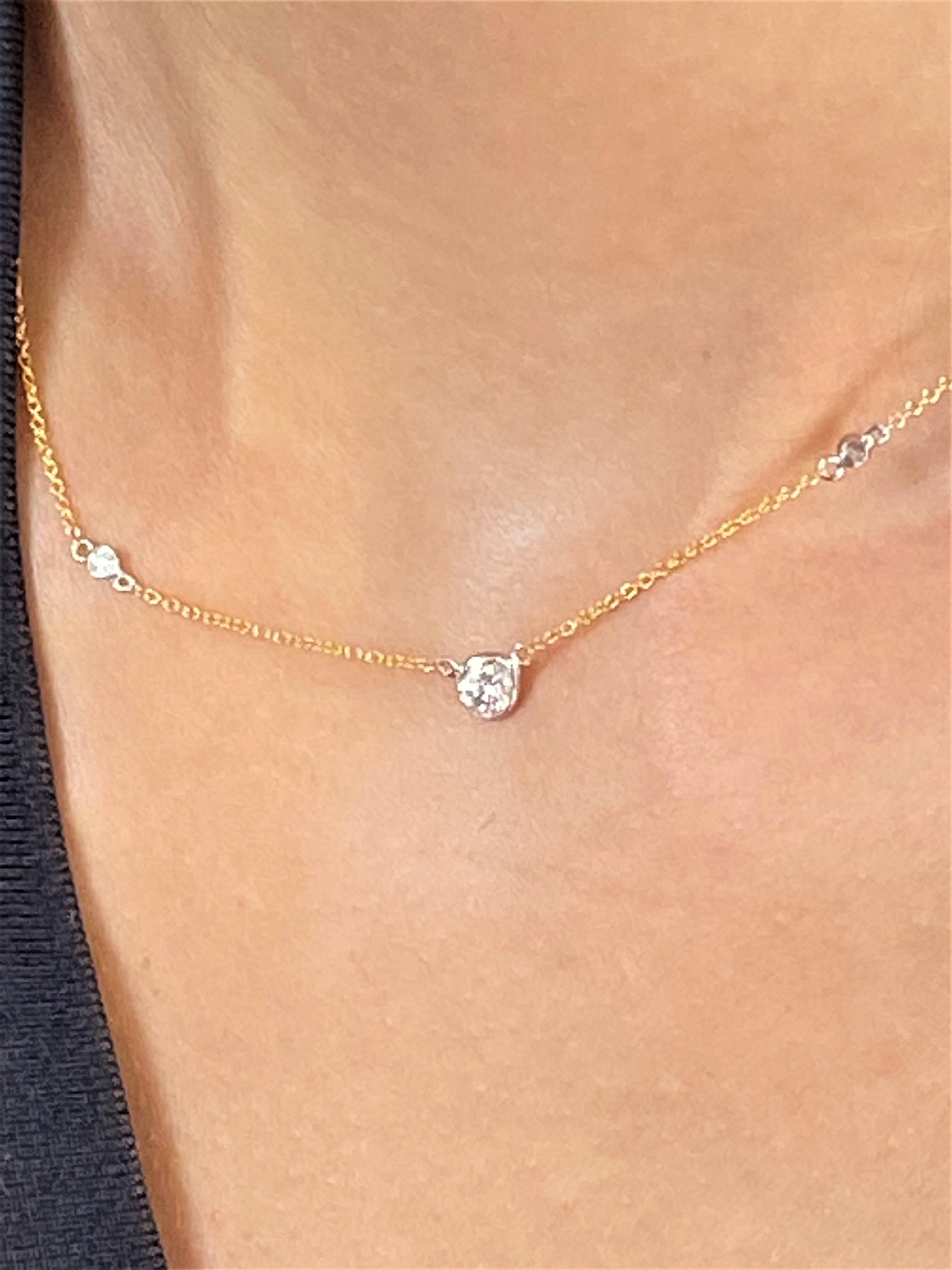 Yellow Gold Pendant Necklace with Three 