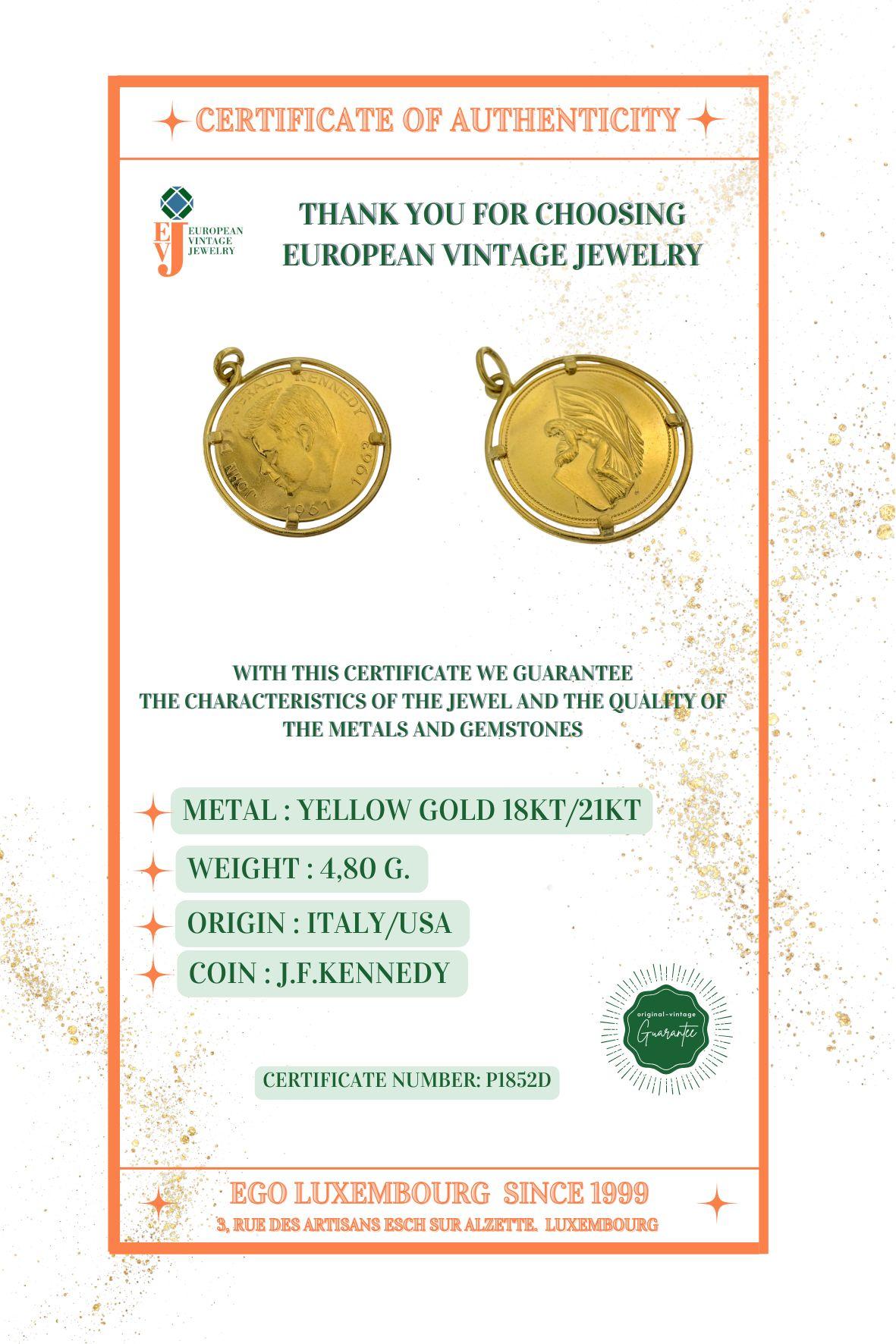 Pendentif en or jaune avec pièce de John Kennedy en vente 7