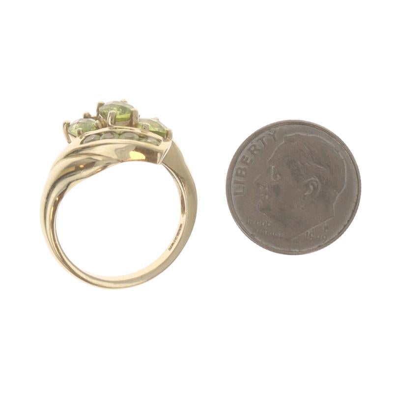 Women's Yellow Gold Peridot Bypass Ring - 10k Cushion Checkerboard 2.74ctw Three-Stone For Sale