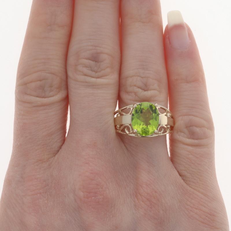 Size: 9
Sizing Fee: Up 2 sizes for $35 or Down 4 sizes for $35

Metal Content: 10k Yellow Gold

Stone Information

Natural Peridot
Carat(s): 3.05ct
Cut: Oval
Color: Green

Total Carats: 3.05ct

Style: Cocktail Solitaire
Features: Open Cut