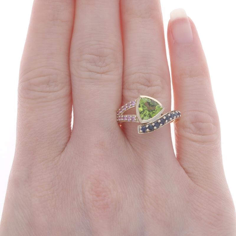 Trillion Cut Yellow Gold Peridot & Sapphire Bypass Ring - 10k Trillion 2.14ctw For Sale