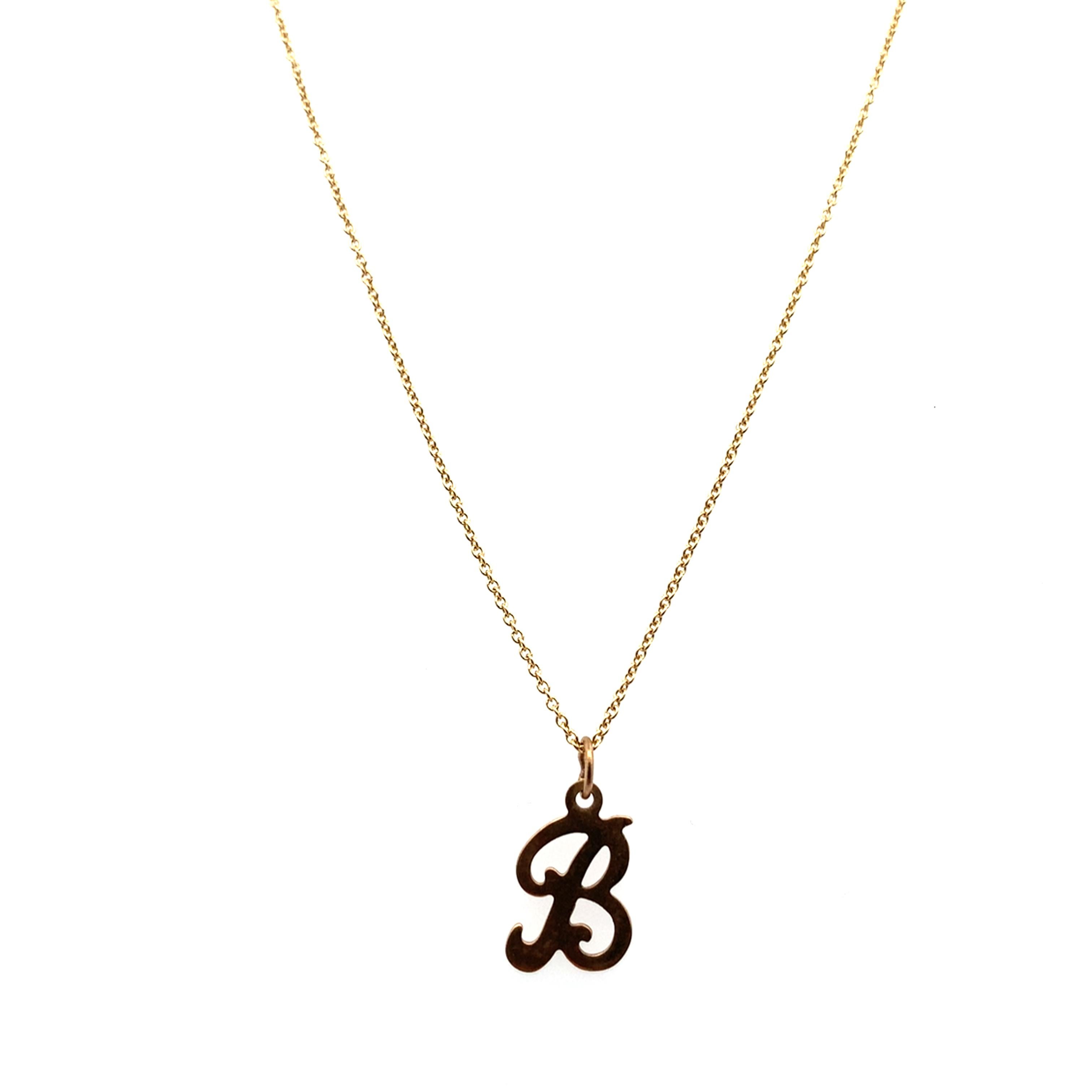 Women's or Men's Yellow gold personalised B letter initial necklace For Sale