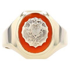 Anello da uomo in oro giallo con stemma Pi Kappa Alpha - Corniola 10k Fraternità