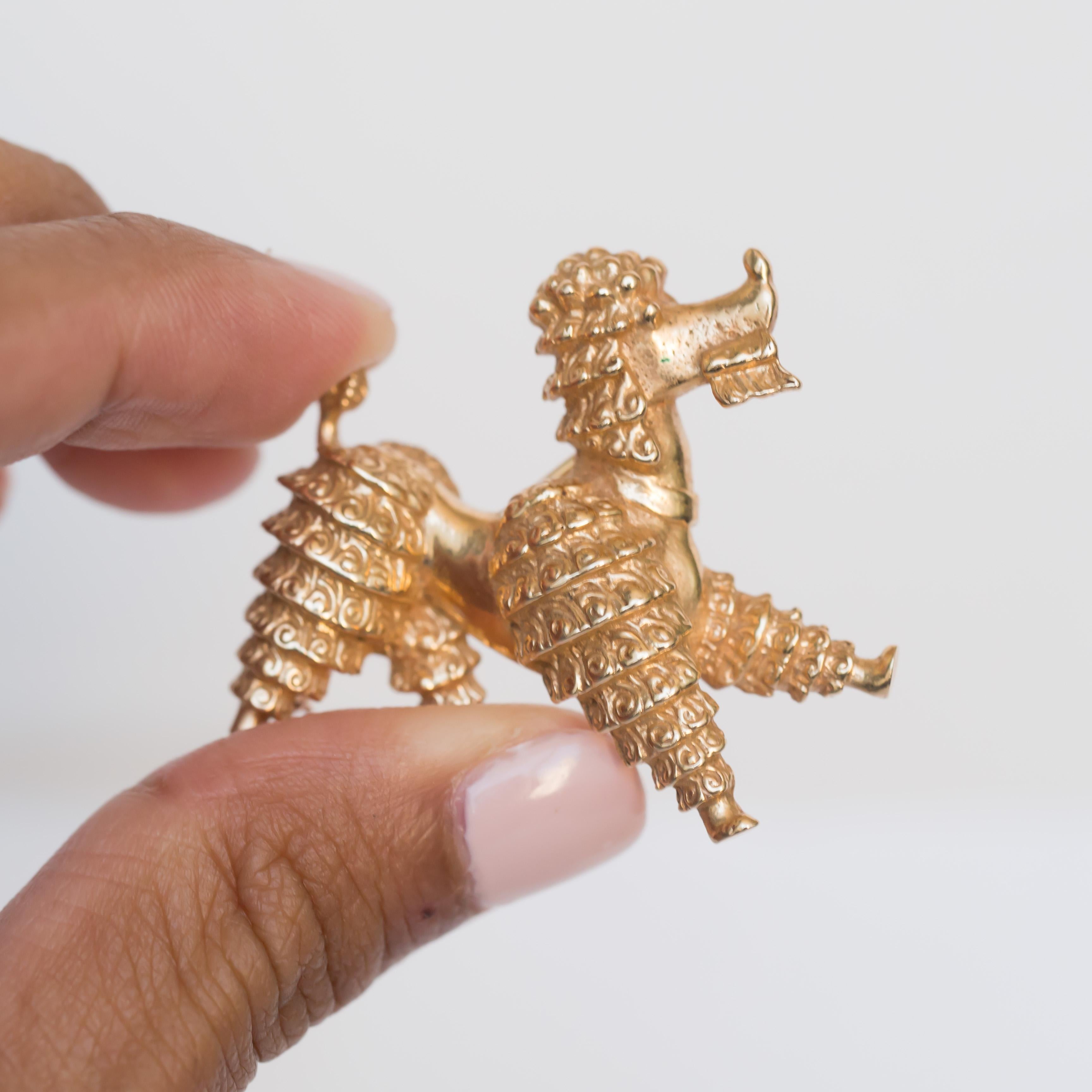 Yellow Gold Pin In Good Condition For Sale In Hicksville, NY