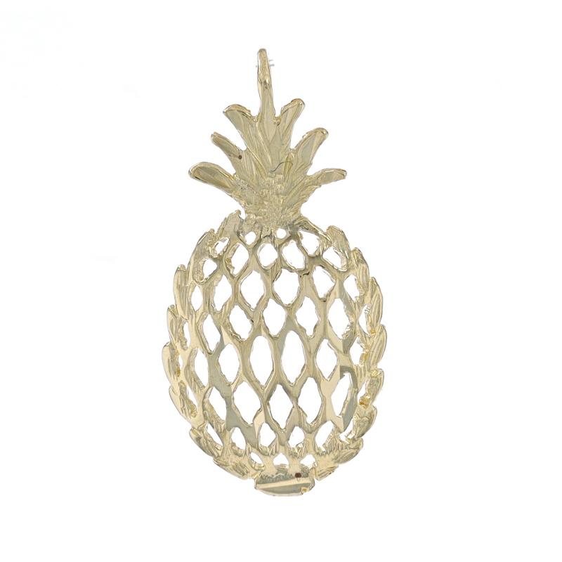 Metal Content: 14k Yellow Gold

Theme: Pineapple, Tropical Fruit, Hospitality
Features: Open Cut Design with Etched Detailing

Measurements

Tall (from stationary bail): 13/16
