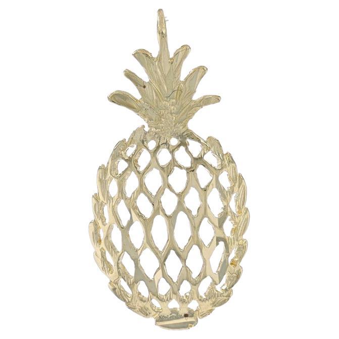 Yellow Gold Pineapple Pendant - 14k Tropical Fruit Hospitality For Sale