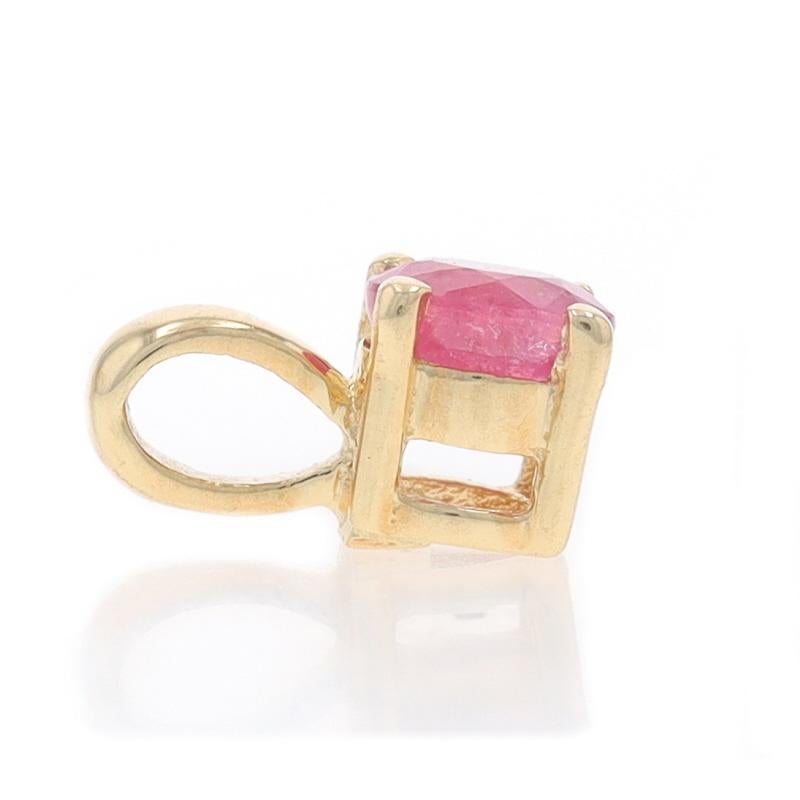 Round Cut Yellow Gold Pink Sapphire Solitaire Pendant - 14k .36ct For Sale