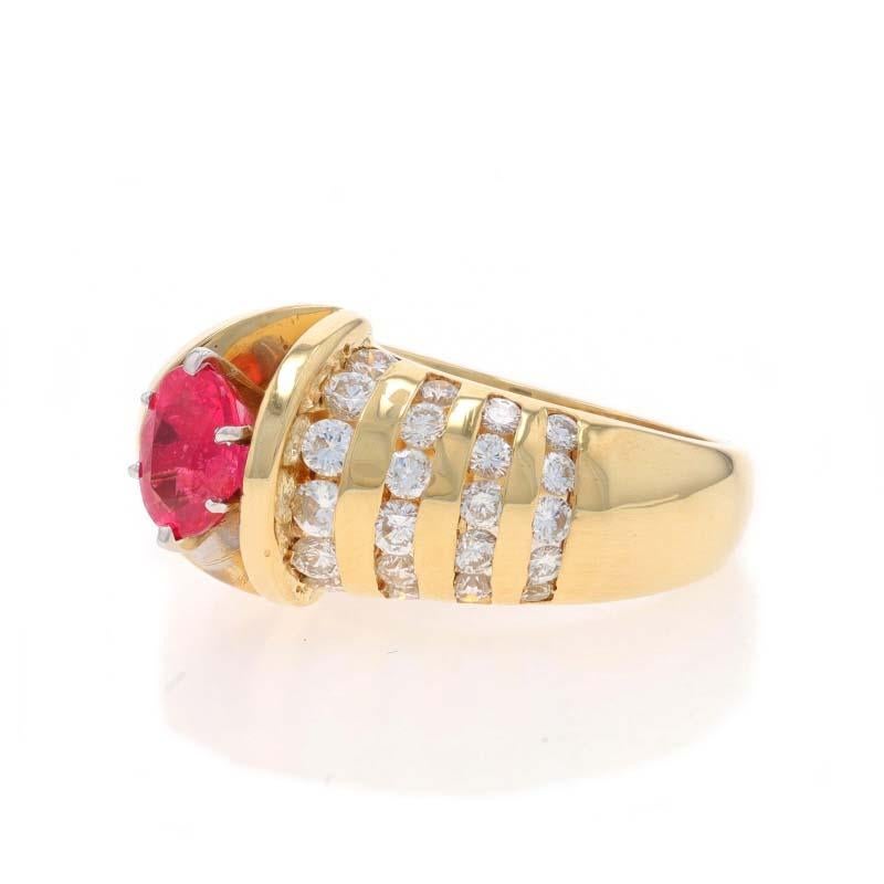 Bague en or jaune avec spinelle rose Diamond - 14k Oval 2.45ctw Excellent état - En vente à Greensboro, NC