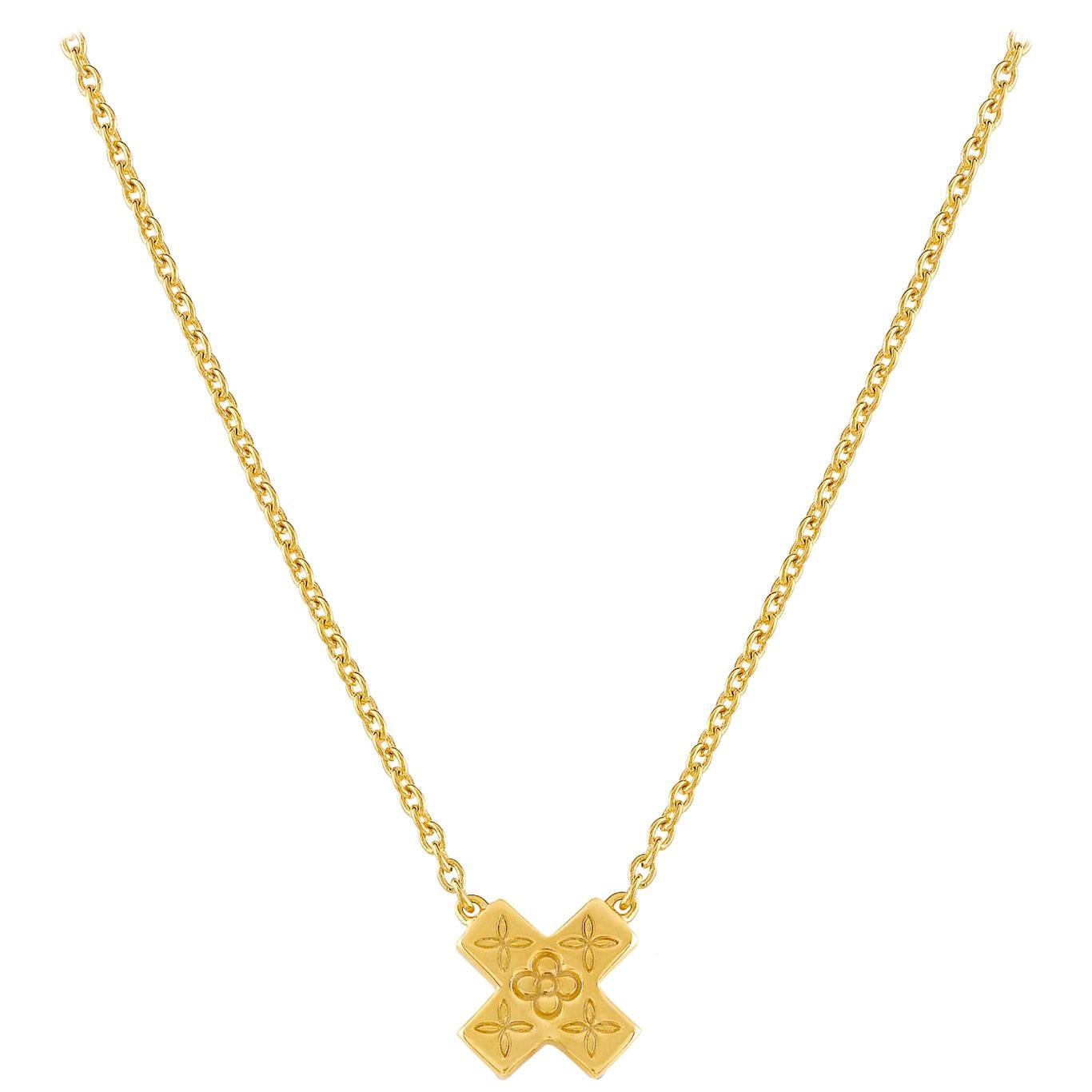 Yellow Gold Plate KISS Pendant Necklace A FLOWER and DIAMOND STARS in the SKY  For Sale