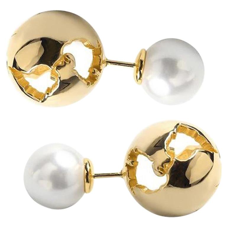 Yellow gold plated globe pearls earrings by Cristina Ramella For Sale