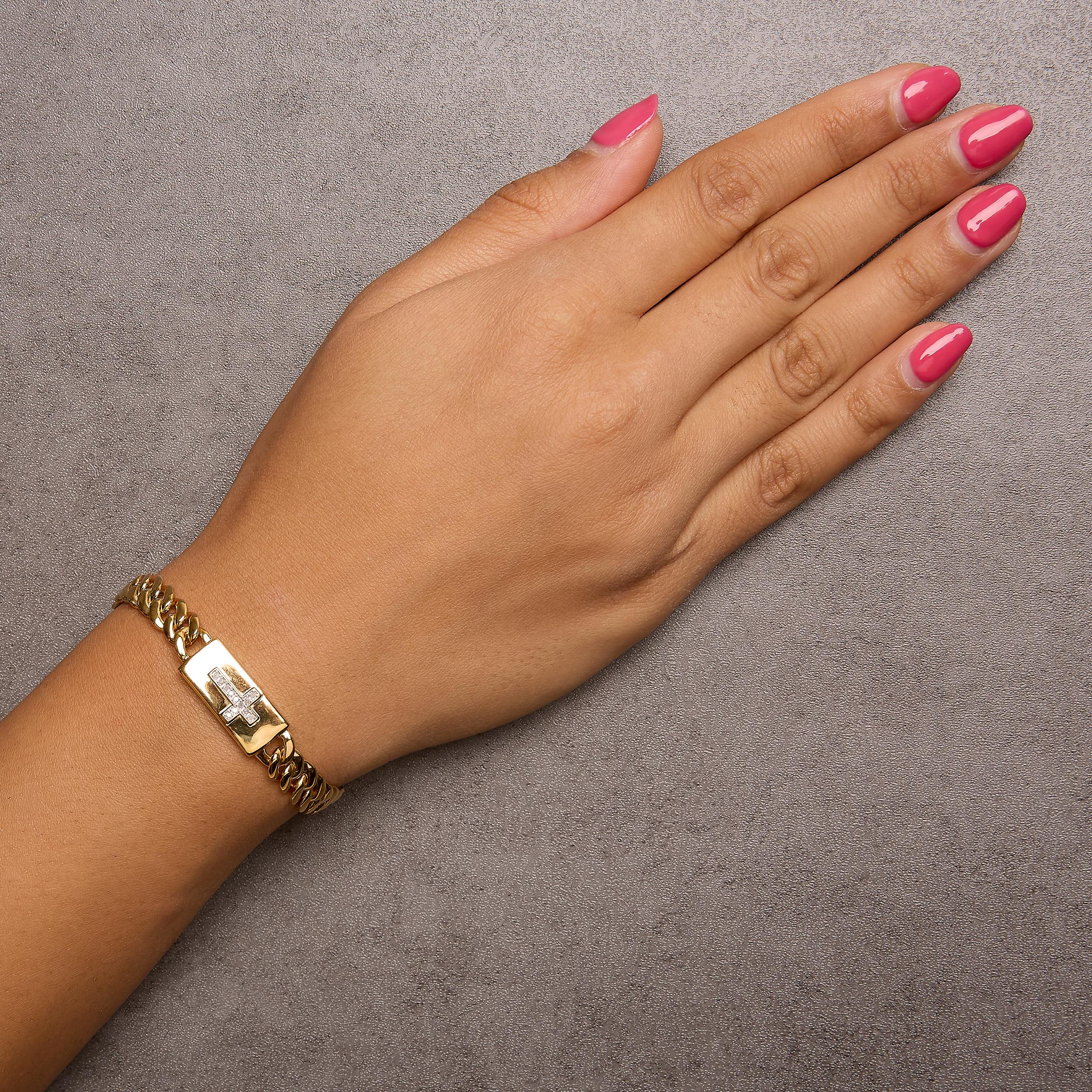 Pulsera de eslabones cubanos con incrustaciones de cruces en plata chapada en oro amarillo con detalles de diamantes Moderno