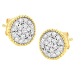 Clous d'oreilles en or jaune plaqué argent sterling avec diamants de 1/2 carat