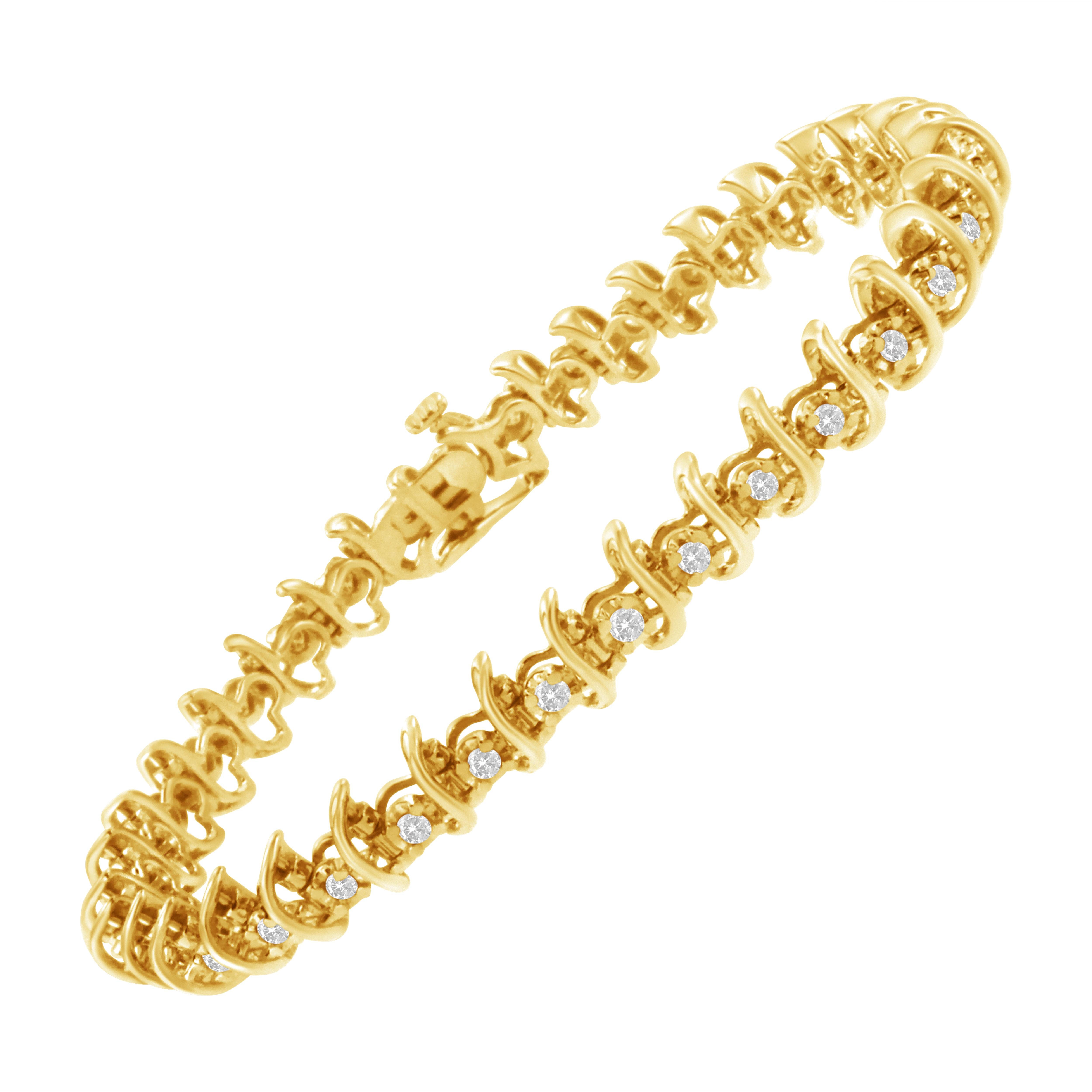 Contemporary Yellow Gold Plated Sterling Silver 1.00 Carat Prong-Set Diamond Link Bracelet For Sale