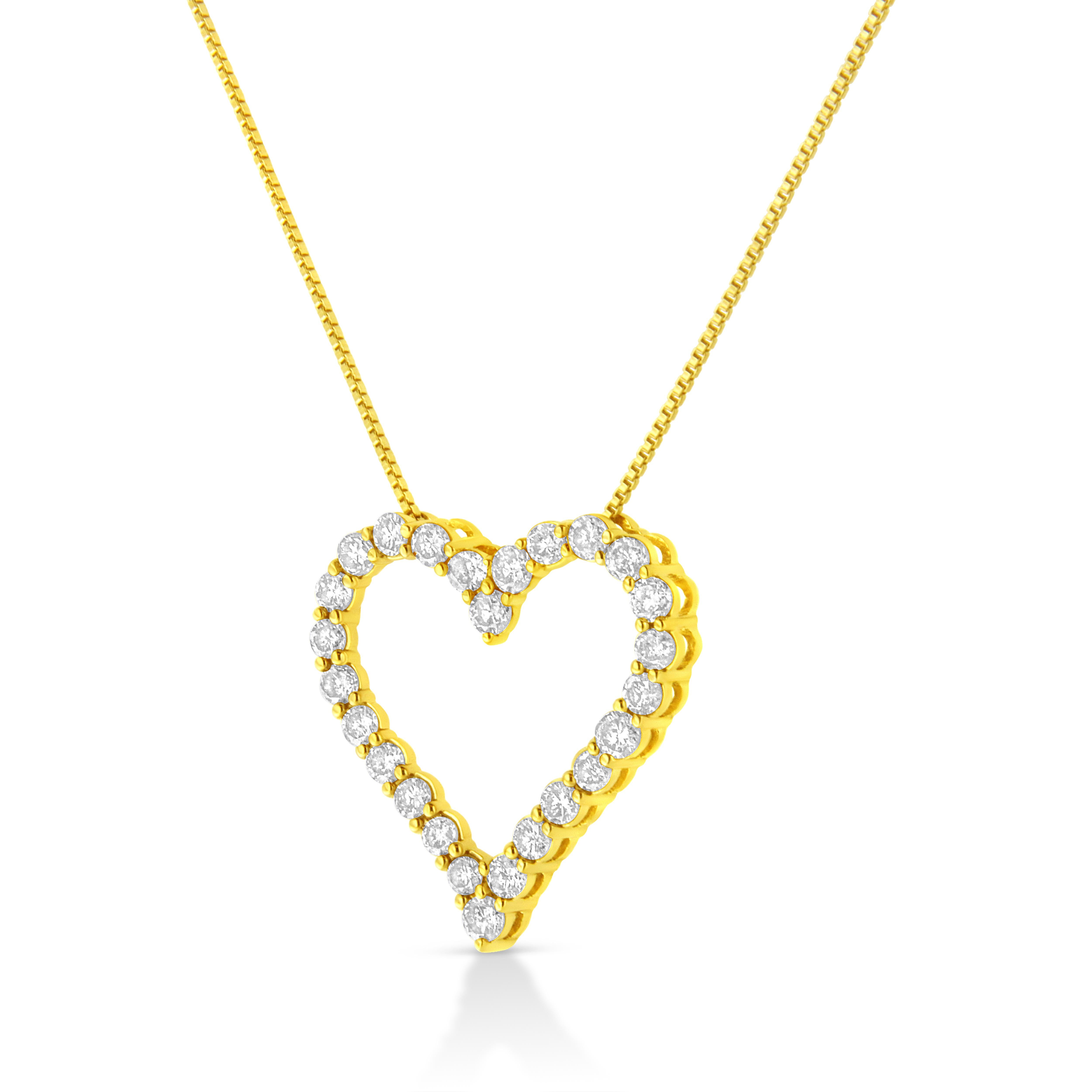 Contemporary Yellow Gold Plated Sterling Silver 2.00 Carat Diamond Heart Pendant Necklace For Sale