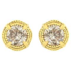 Clous d'oreilles en or jaune plaqué argent sterling avec diamants de 3/8 carats