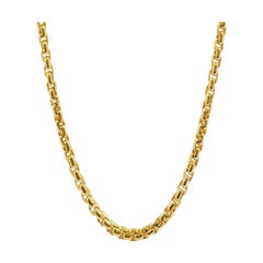 Collar de cadena tipo caja de plata de ley chapada en oro amarillo, talla M