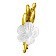 Yellow Gold Plated Sterling Silver Botanical Pendant Necklace with Quartz Flower