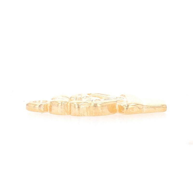 Yellow Gold Potted Flower Charm - 14k Gardening & Plants Spring Summer Blooms In Excellent Condition In Greensboro, NC