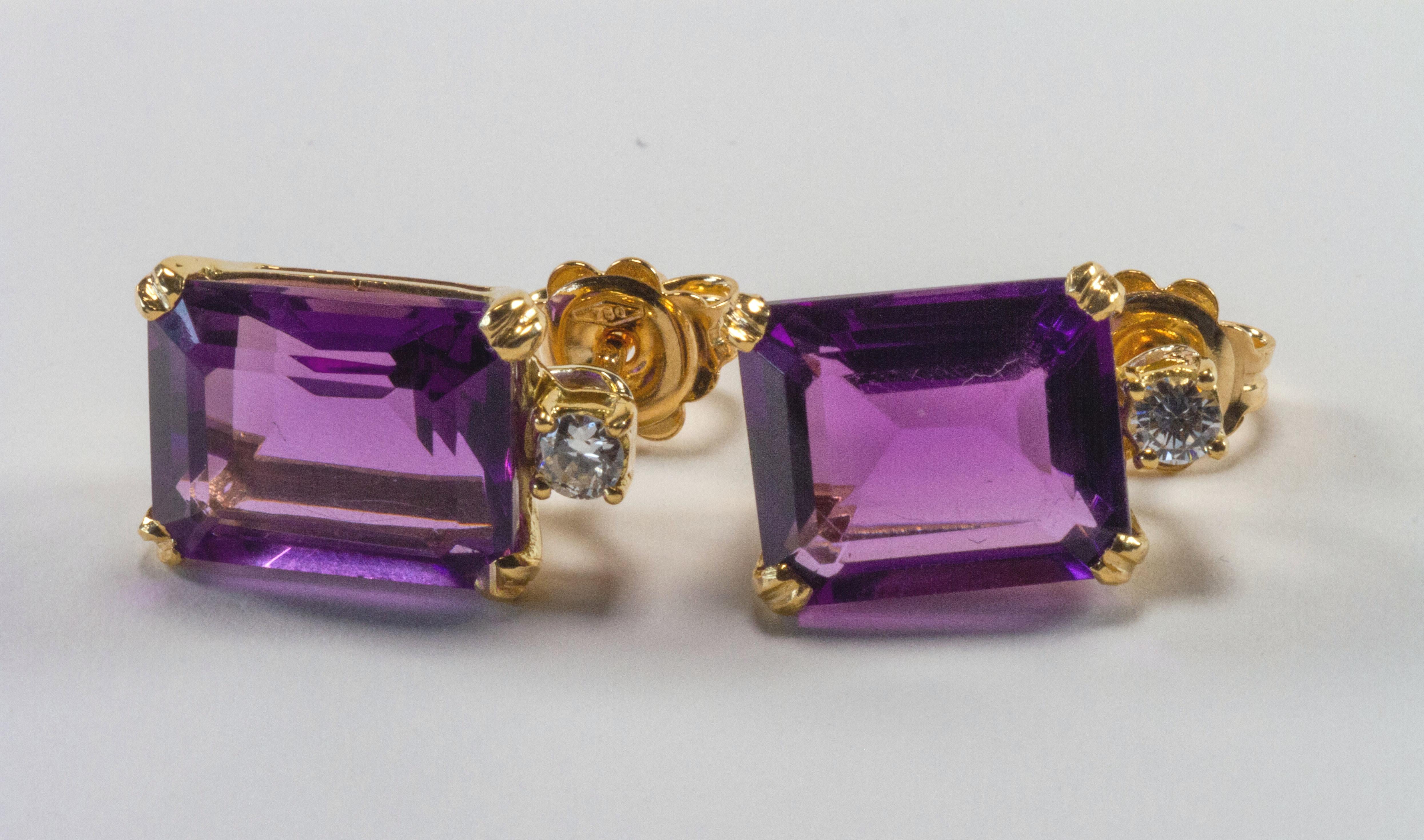 Yellow Gold 18k Purple Amethyst and Diamond Earrings In New Condition For Sale In Rome, IT