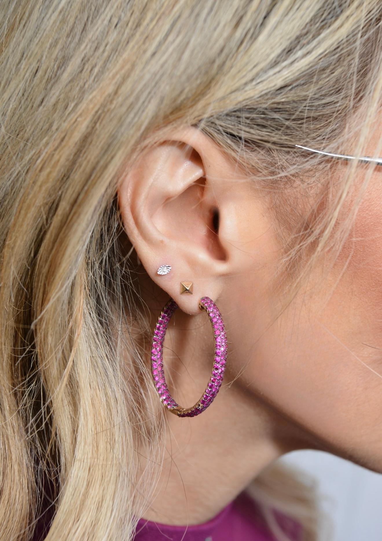 Boucles d'oreilles pyramides en or jaune Neuf - En vente à London, GB