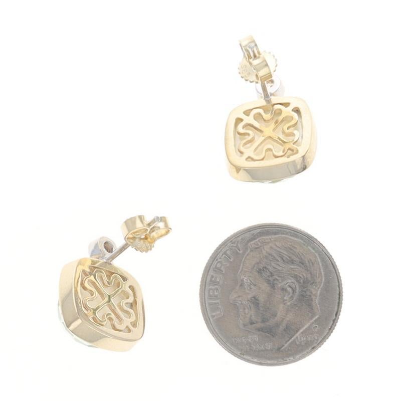 Taille ronde Boucles d'oreilles courtes en or jaune avec quartz sur MOP et diamant - 14k Cush Cab.14ctw en vente