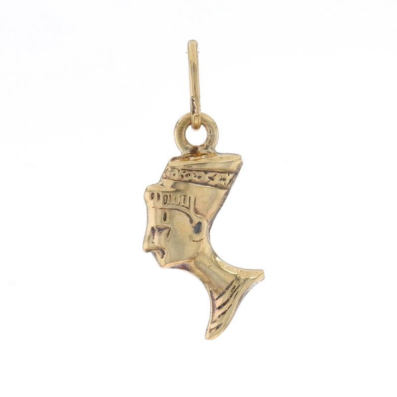 Metal Content: 14k Yellow Gold

Theme: Queen Nefertiti, Ancient Egypt
Features: Hollow construction with etched detailing

Measurements

Tall (from stationary bail): 19/32