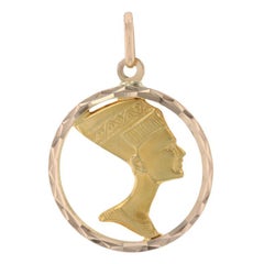 Yellow Gold Queen Nefertiti Pendant, 18k Ancient Egypt Etched Matte