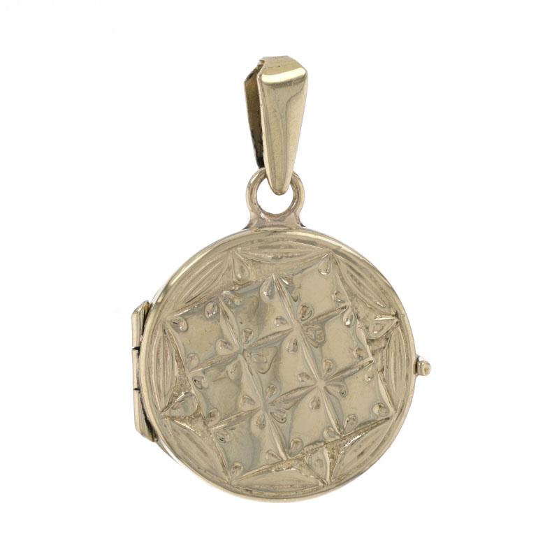 Metal Content: 10k Yellow Gold

Pendant Style: Locket
Theme: Quilted 
Features:  Smooth & etched finishes; Two photo frames

Measurements

Tall (from stationary bail): 31/32