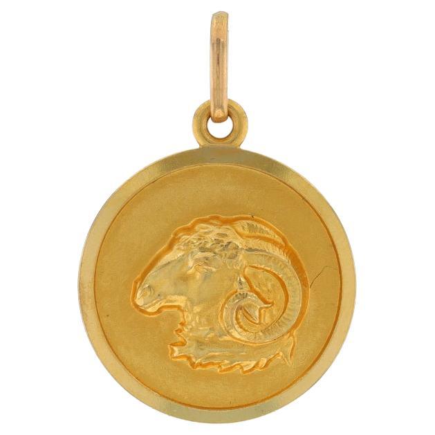 Pendentif tête de bélier en or jaune - disque circulaire 18 carats signe astrologique Zodiac Aries