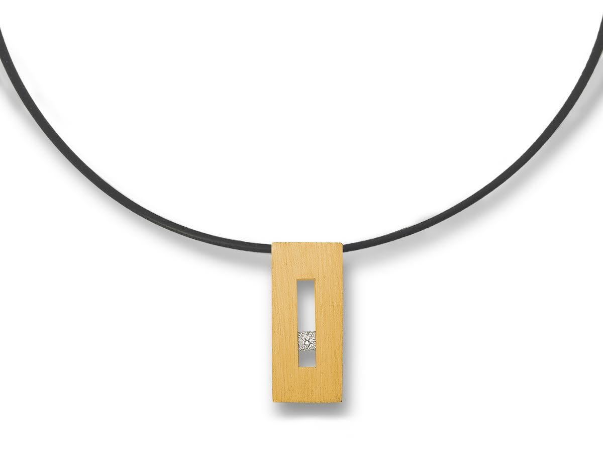 Contemporary Princess Diamond in Yellow Gold Rectangle Pendant For Sale