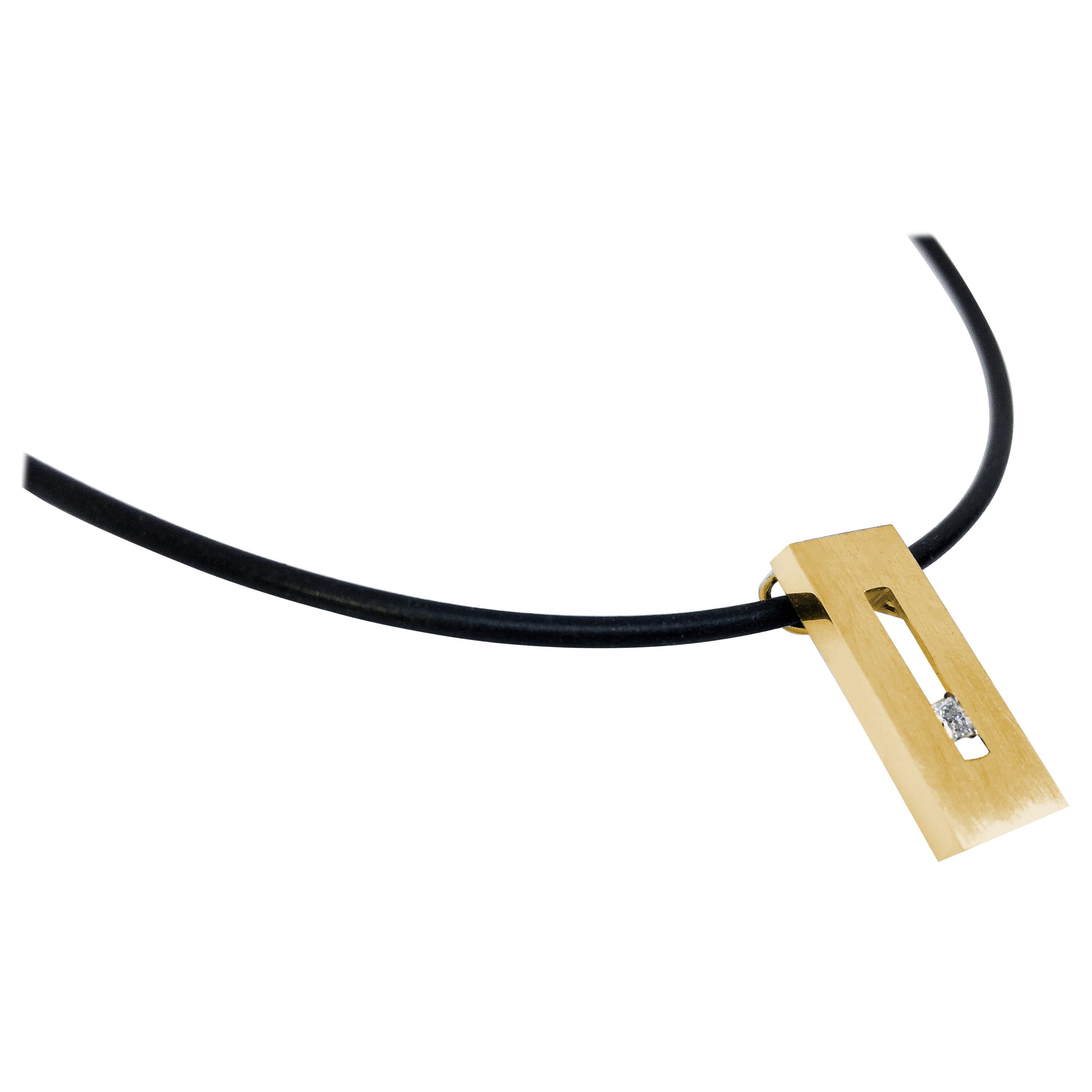 Princess Diamond in Yellow Gold Rectangle Pendant For Sale