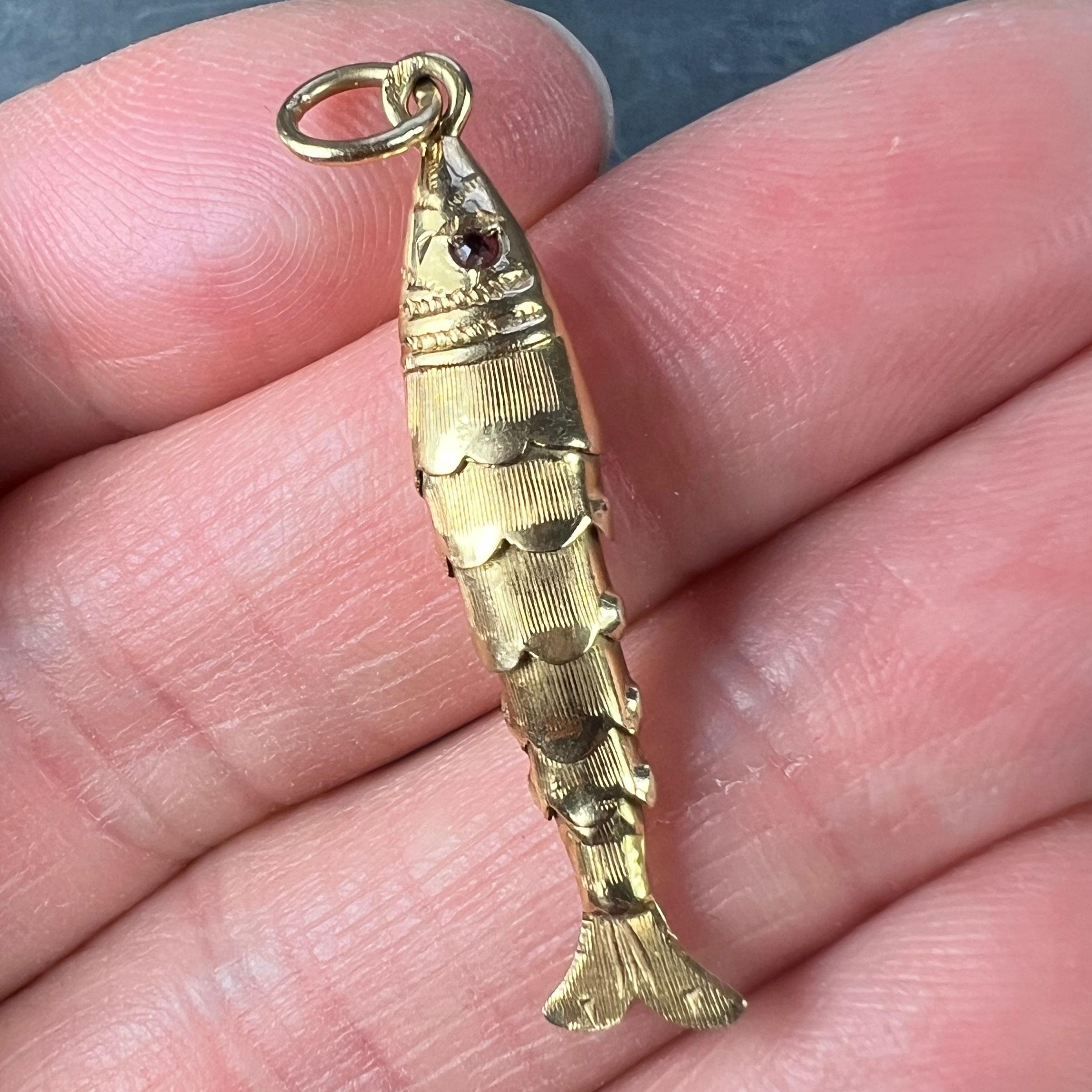 Yellow Gold Red Paste Articulated Flexible Fish Charm Pendant In Good Condition In London, GB
