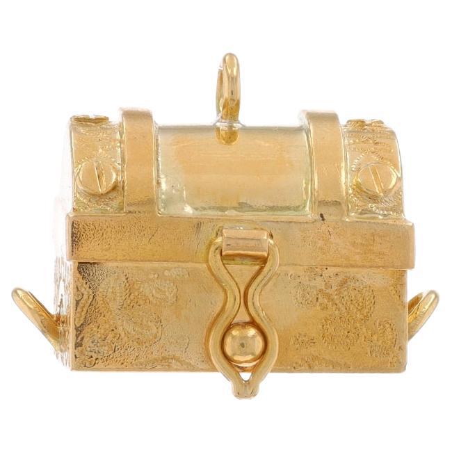 Yellow Gold Retro Hope Chest Charm - 14k Opens in vendita