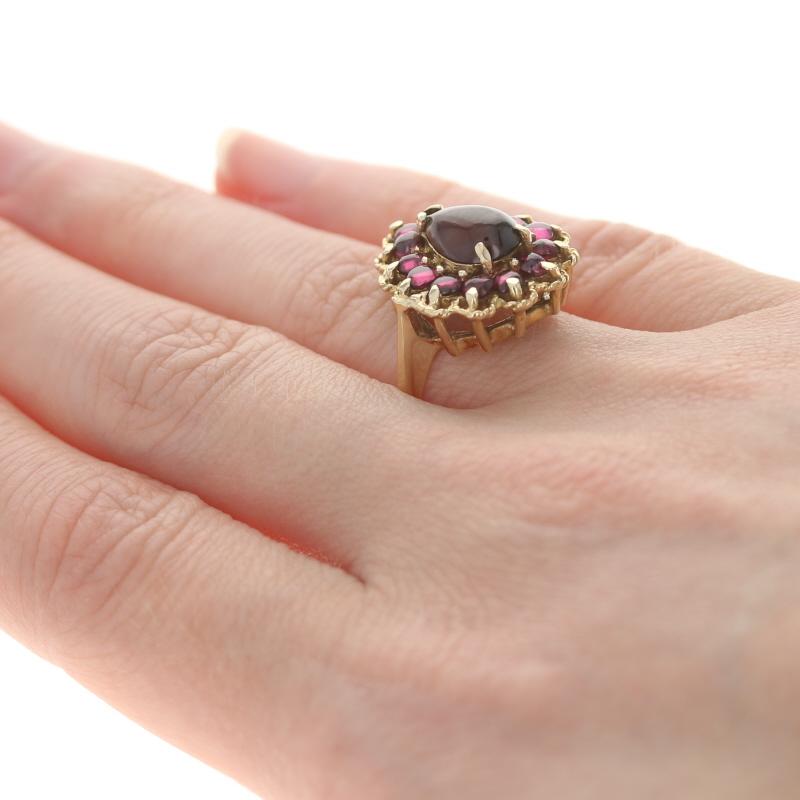 Yellow Gold Rhodolite Garnet Halo Ring, 14k Pear Cabochon Cut 3.50ctw In Excellent Condition In Greensboro, NC