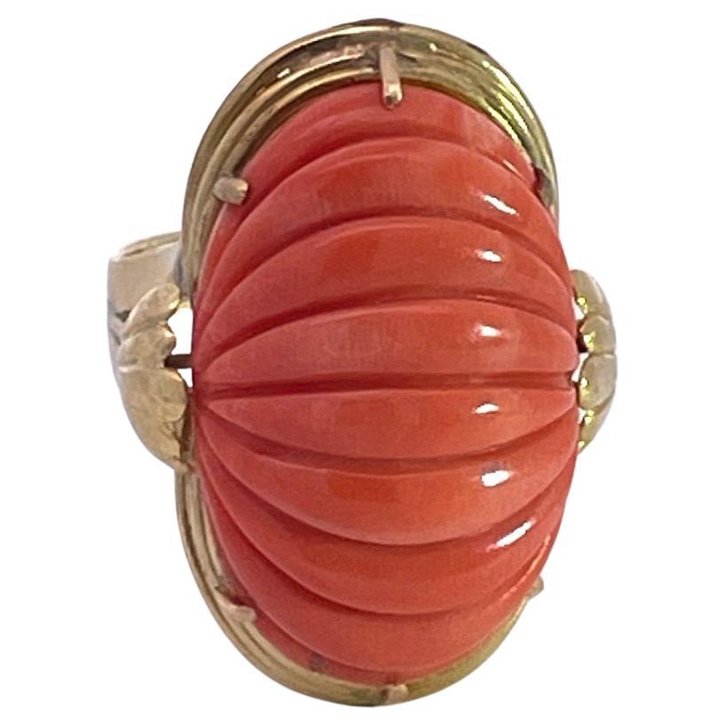 Yellow Gold Ribbed Coral Ring 1970's 14K