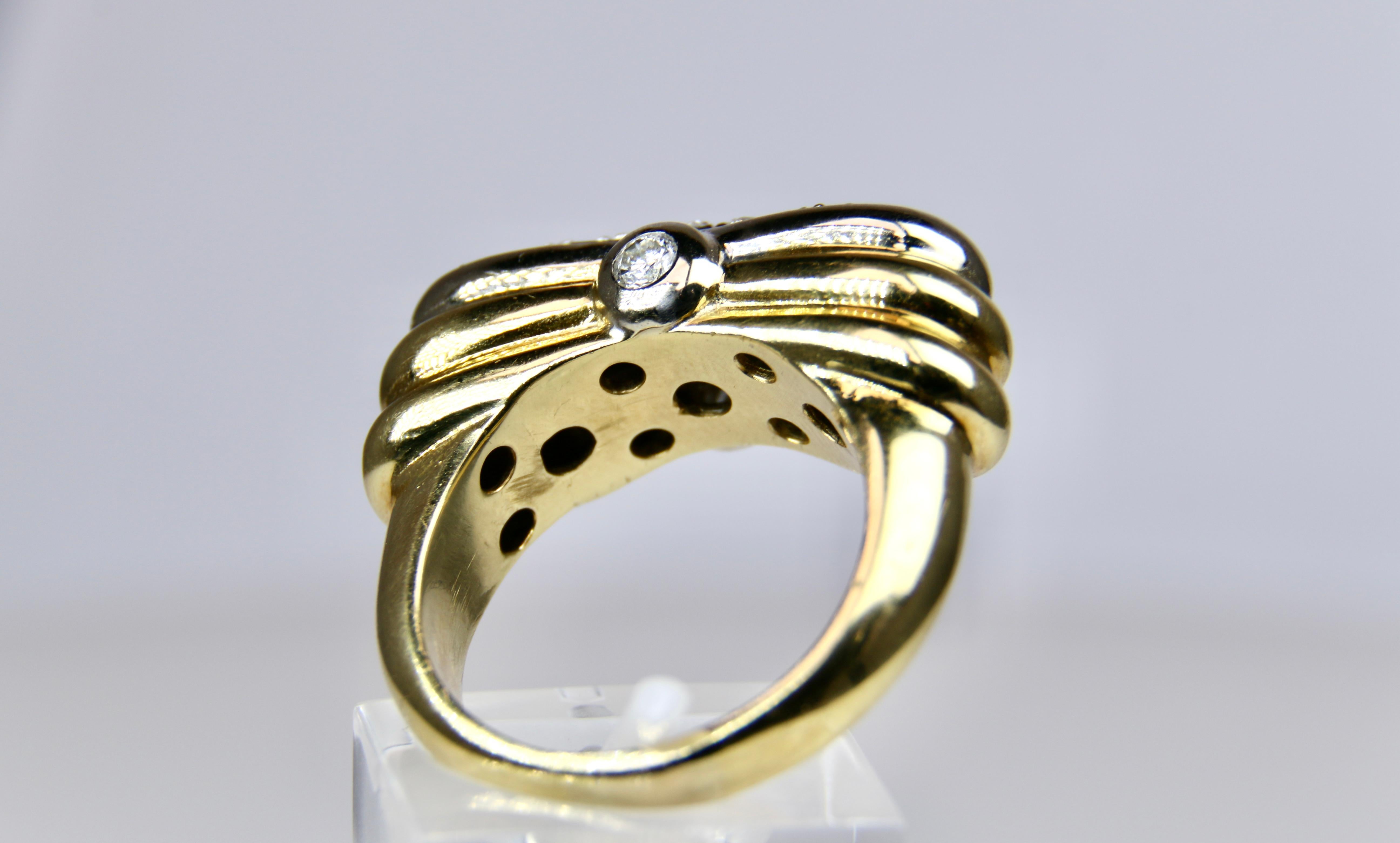 Modern Yellow Gold Ribbed Diamond Ring