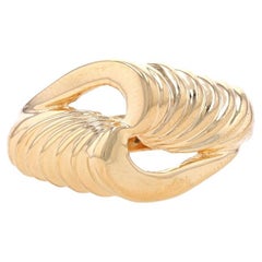 Yellow Gold Ribbed Knot Statement Ring - 14k