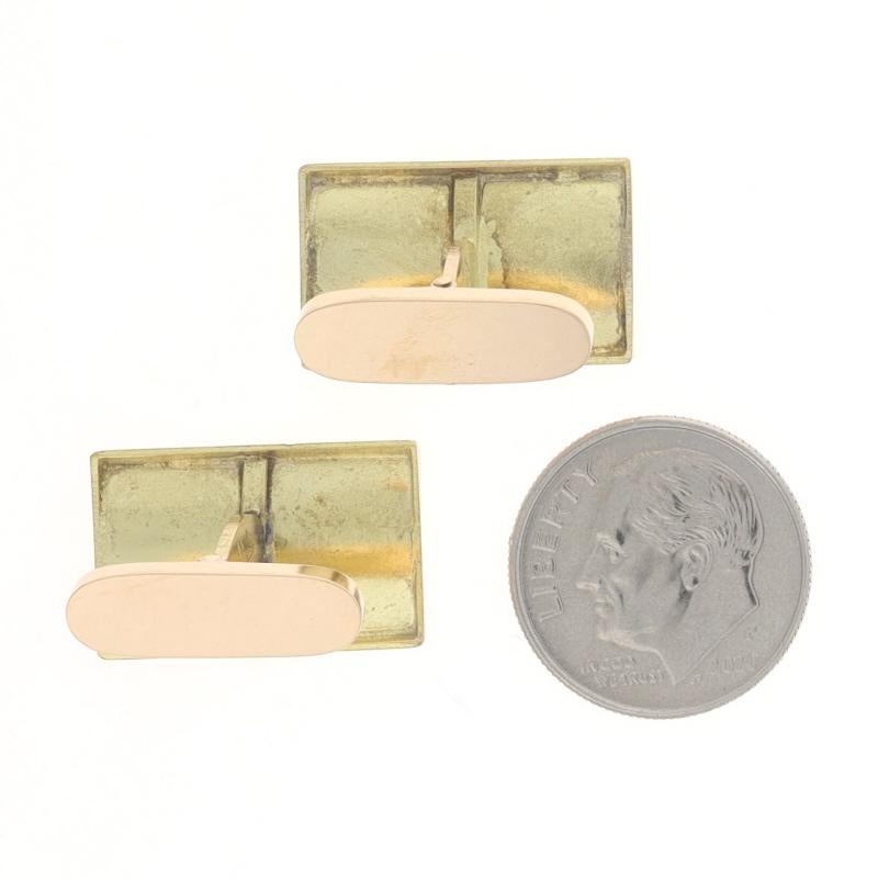 Yellow Gold Ribbed Rectangle Men's Cufflinks - 14k Geometric In Excellent Condition For Sale In Greensboro, NC