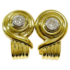 Retro Yellow Gold Ridged Diamond Earrings